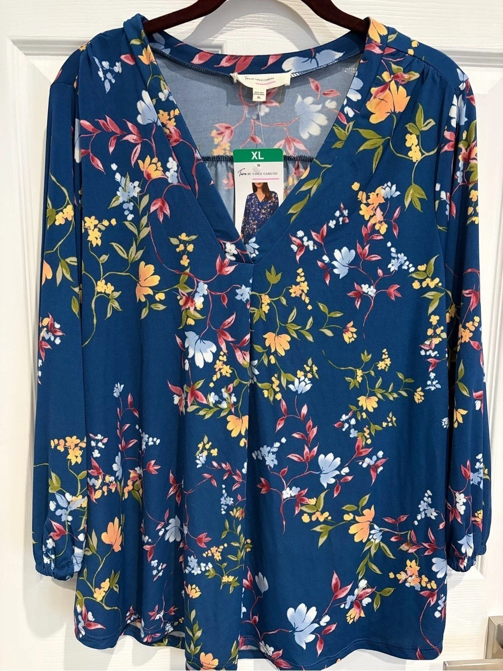 Vince Camuto Floral Blouse in Blue Size XL, NWT